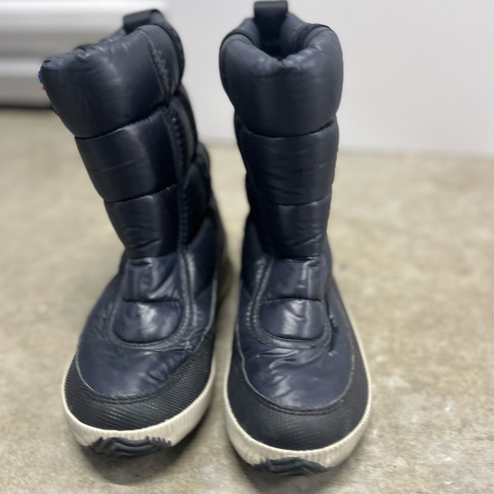 SOREL Women's Out 'N About Puffy Mid Boots in black - Picture 3 of 9